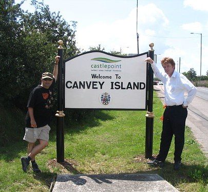 The new 'Welcome to Canvey' Sign.