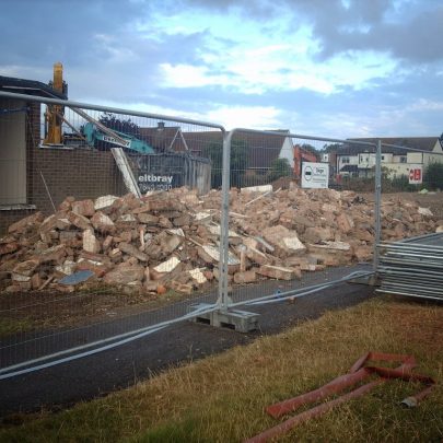 The rubble that was Furtherwick Park in 2010