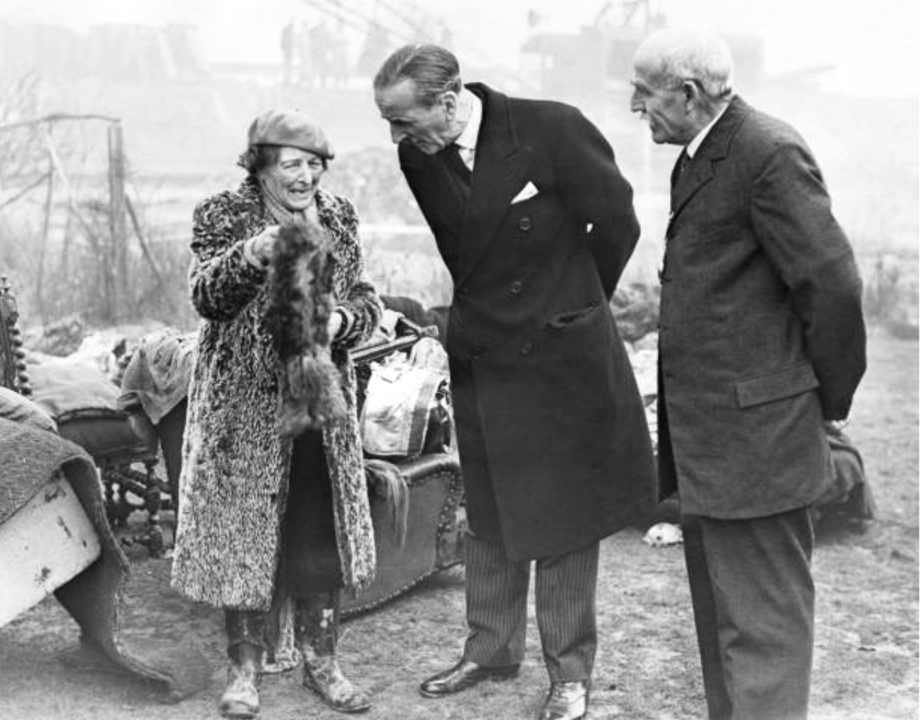 Lord Mayor of London Sir Rupert de la Bere being introduced to Susan Wrightson who is showing him feather bower she had rescued.