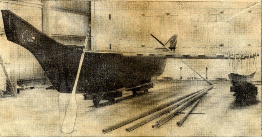 The Flying Proa: 38ft long, with a 24ft main mast and 34ft boom. The two outsize oars are for the steering the craft.