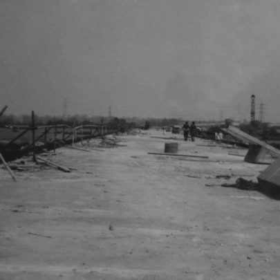 The building of Canvey Way