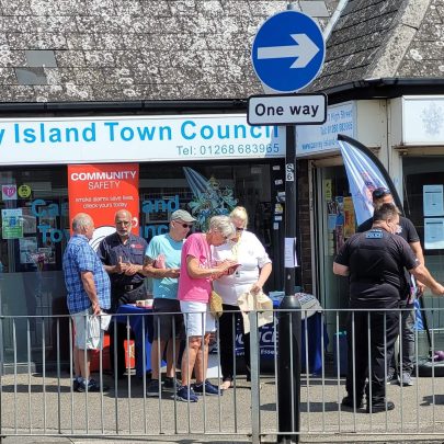 Police stall very busy | Canvey Town Council