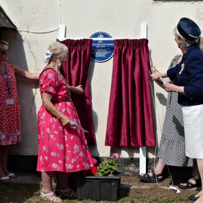 Town Mayor and Lord Lieutenant unveil the plaque