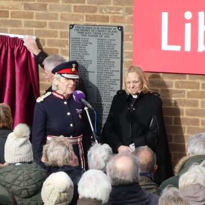 Lord Lieutenant of Essex Jennifer Tolhurst says a few words before she unveils the plaque  | Janet Penn