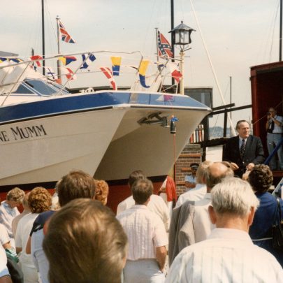 Sir Bernard Braine wishing the new boat well. | Jeff Nevett