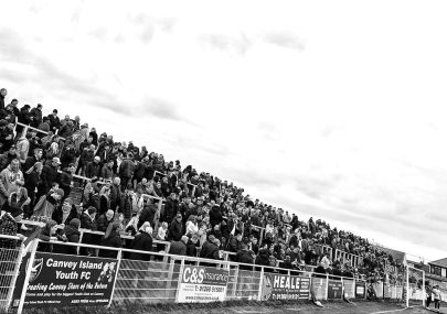 Crowd photos at Canvey Island FC