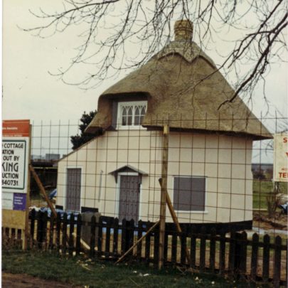 1998: Redevelopment of the Dutch Cottage Museum at Northwick Corner | Stan & Vera Oaker