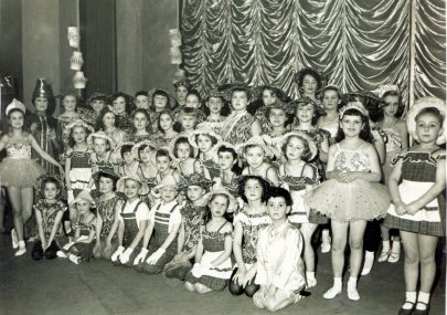 Gertrude Yearsdon School of Dancing