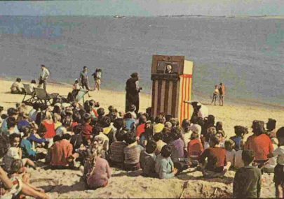Punch and Judy on the Canvey Beach