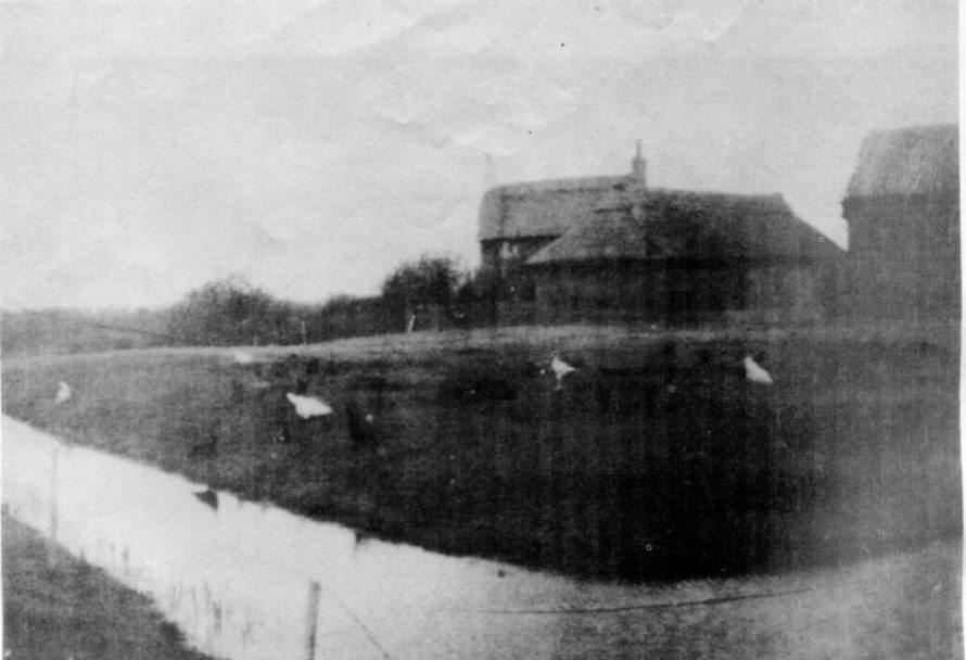 Old picture thought to be of Northwick Farm date unknown | Map of Northwick Farm dated 1930s