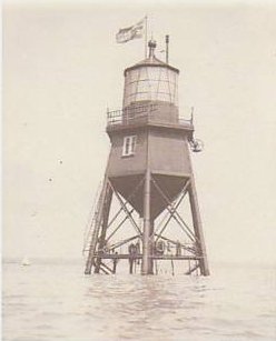 Postcard dated c1909-1910 of the Chapman lighthouse | Jon Swinn