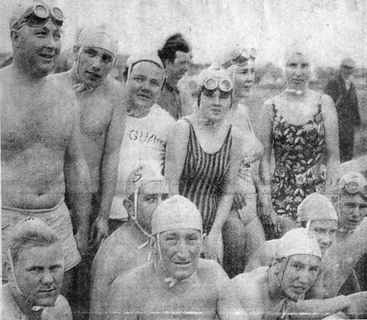 Women battle in first in six-mile swim | Lifeguards | CanveyIsland.org