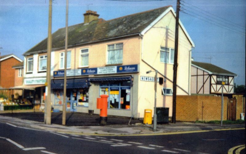 Canvey Village Post Office on the corner of New Road. | Wendy Knight
